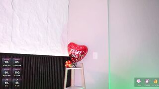 _mishelle - My Model Stripcam interactive-toys-young topless curvy-young camel-toe brunettes-young