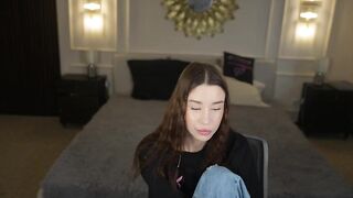 kira0541 - My Model Chaturcam crazy webcam dancer nicegirl