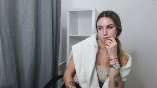 whinny00  - Record  [Chaturbate] home video chupando the tia