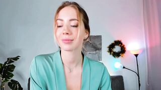 emmi_rosee - Record  [Chaturbate] -gloryhole ohmibod bangkok spreadeagle