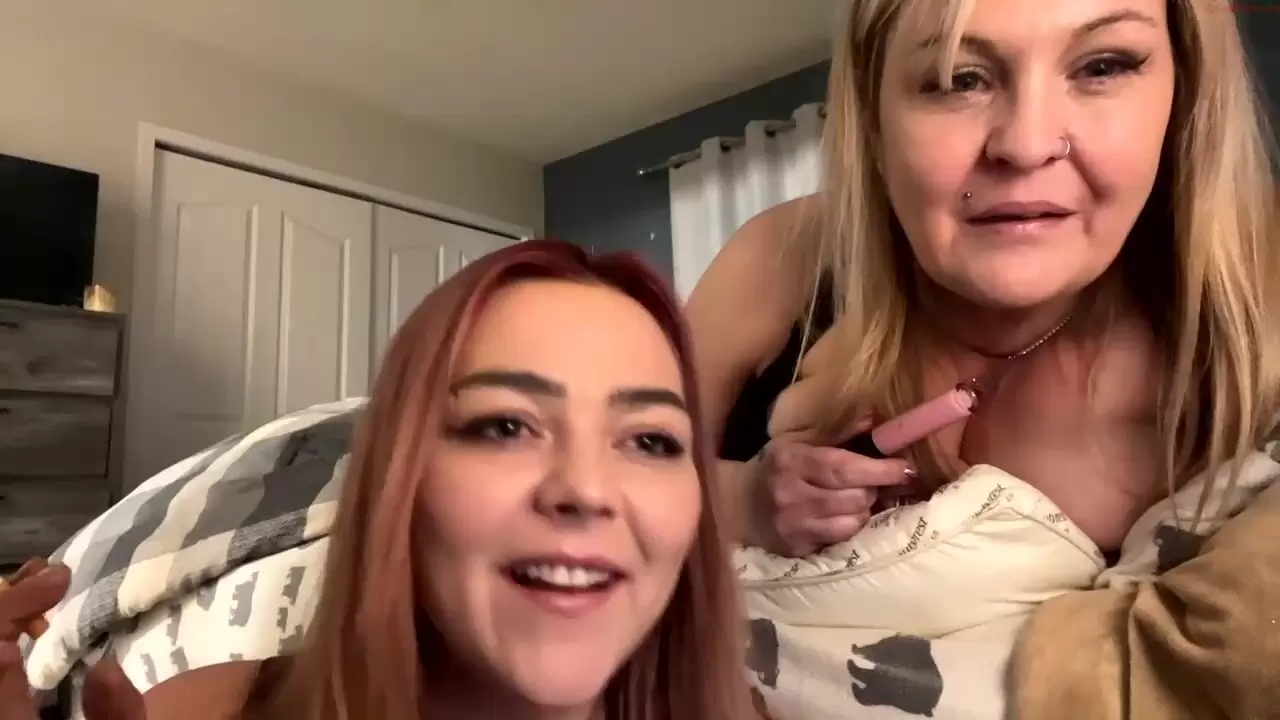 Softkittieswarmkitty - Record [Chaturbate] bisex butt-plug free-fuck-video  young-petite-porn