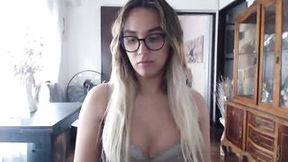 thayanizreal - Record  [Chaturbate] hoe riding dildo submission