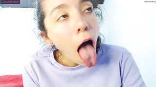 petit_mia - Private  [Chaturbate] blowjob Shapely legs innocent -bus