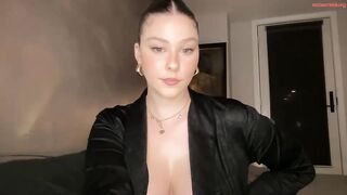 novavangogh - Private  [Chaturbate] ffm wives -amateur perfecttits