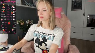 stefanie_collins - Private  [Chaturbate] Chat history playback newgirl Alluring bustline Private show recording