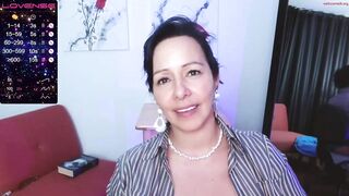 dakota_jobs - Private  [Chaturbate] tight-pussy-porn nude Flowing locks Booty shorts