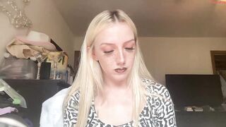 riababe - Private  [Chaturbate] footworship -pawn british sultry diva